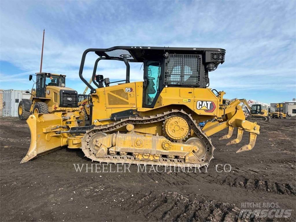 CAT D5-17 XL Dozere Beltegående