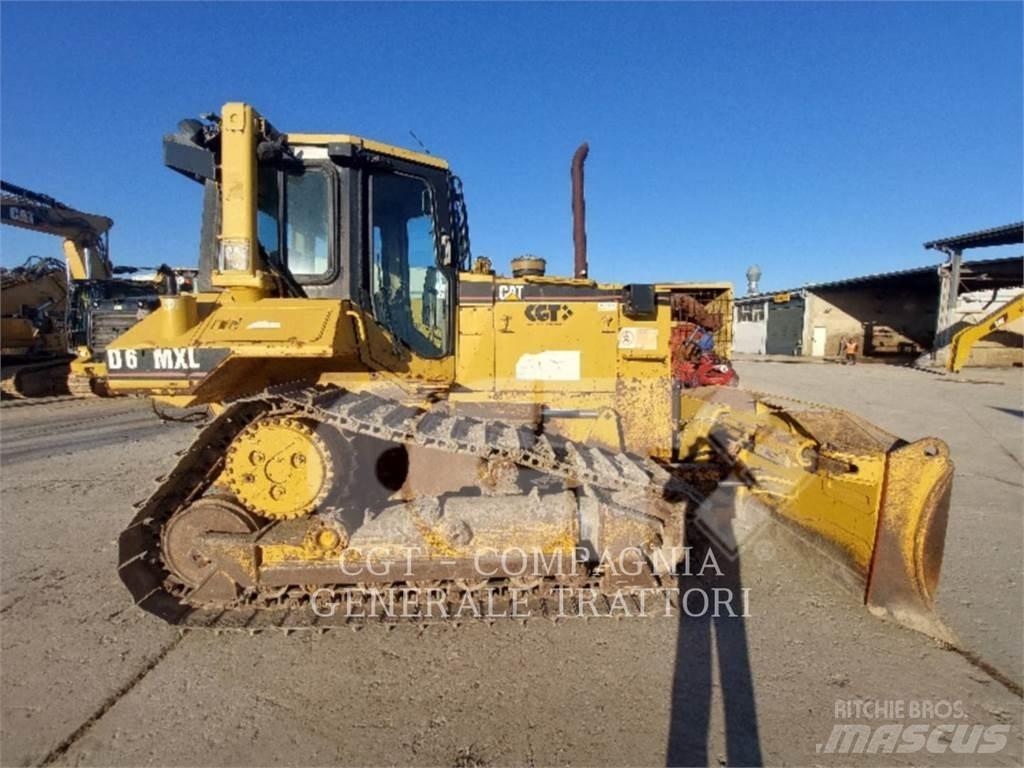 CAT D6M Dozere Beltegående