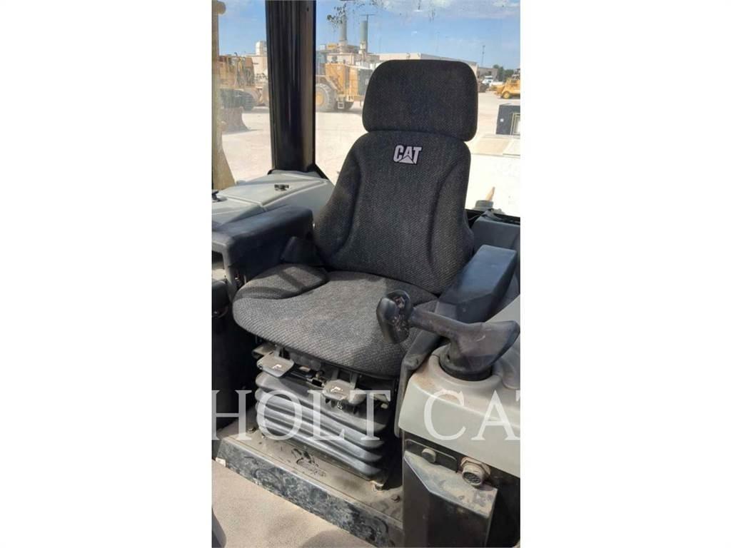 CAT D6N LAND Dozere Beltegående