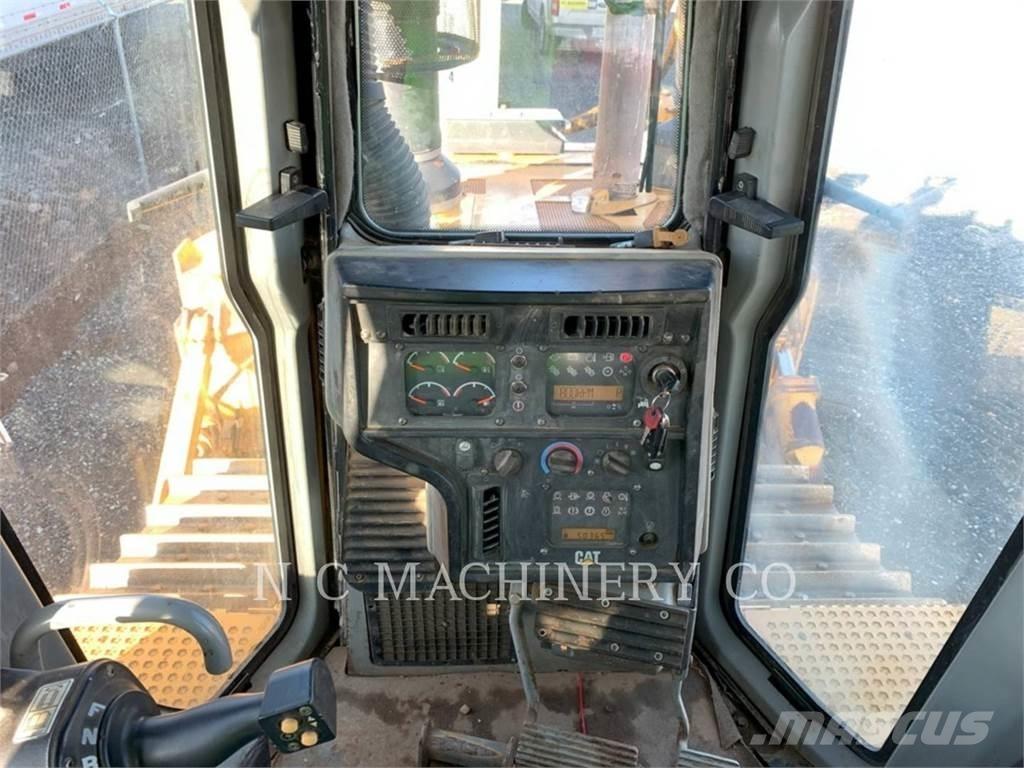 CAT D6T Dozere Beltegående