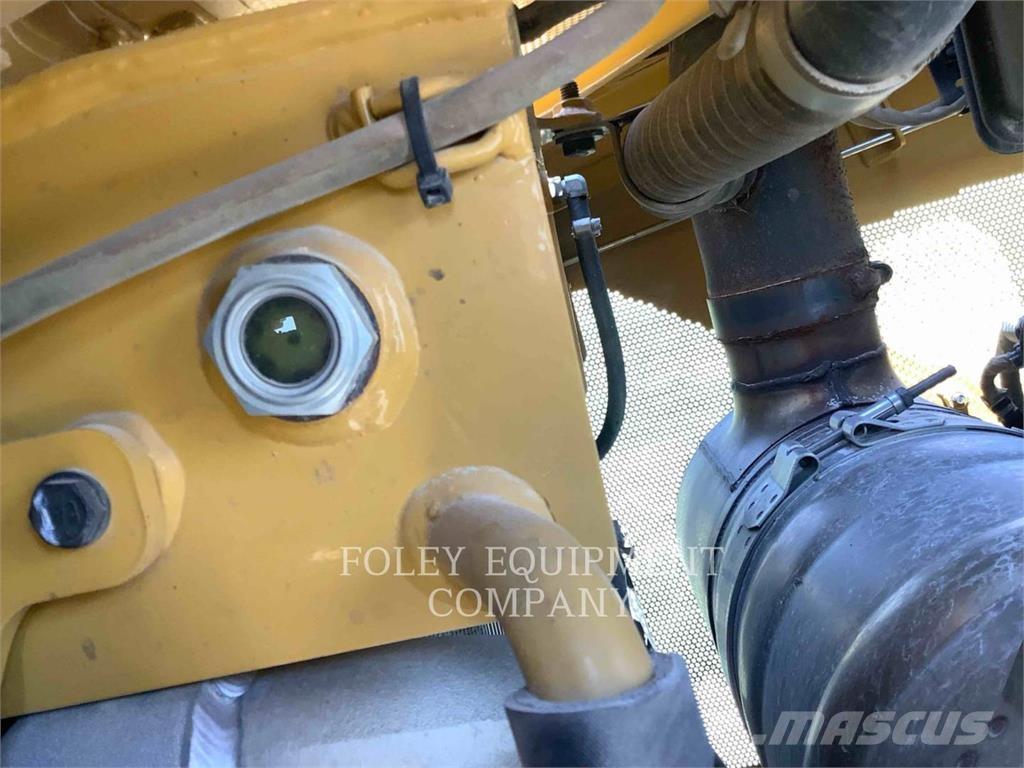 CAT D6T Dozere Beltegående