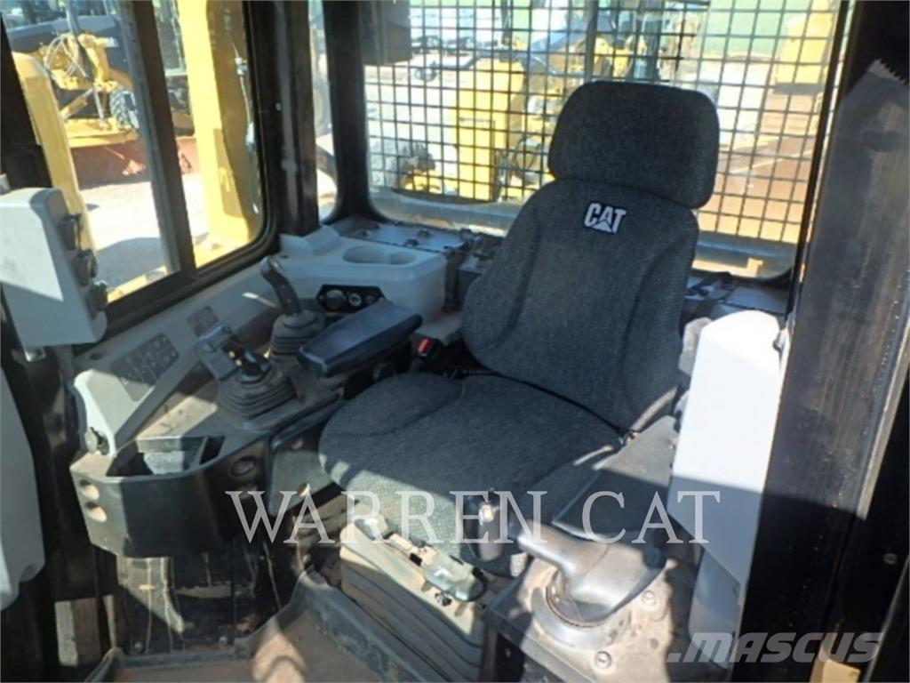 CAT D6T 4XLARO Dozere Beltegående