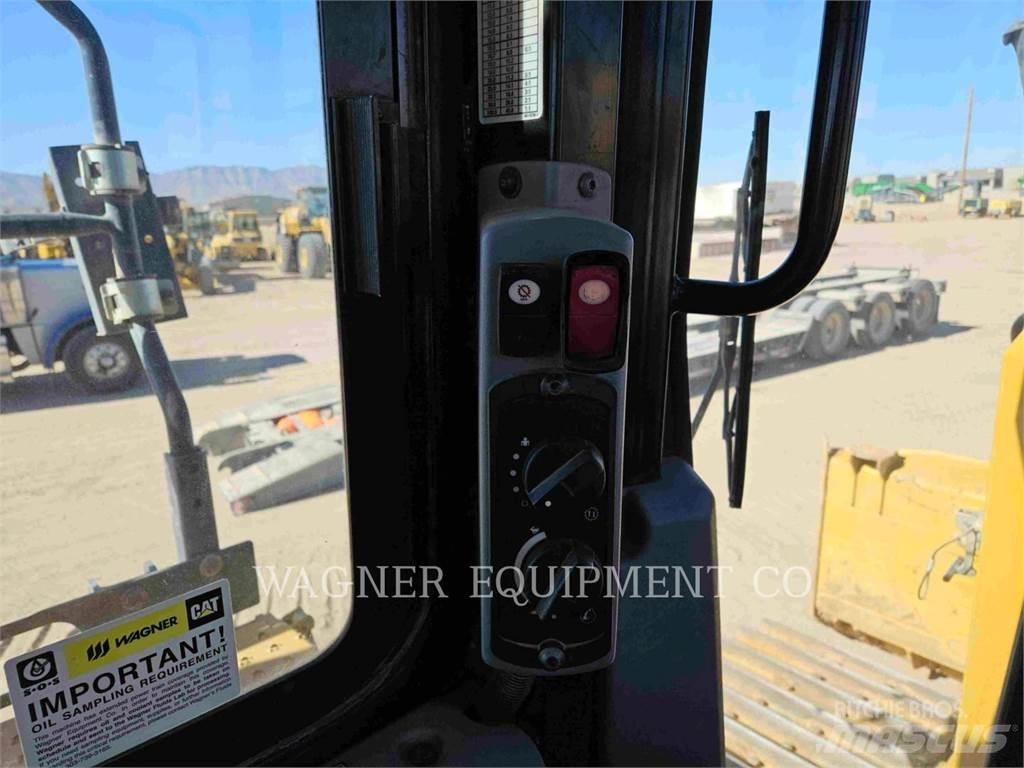 CAT D6T LGPVPT Dozere Beltegående