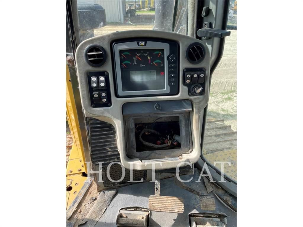 CAT D6T XWVPRI Dozere Beltegående