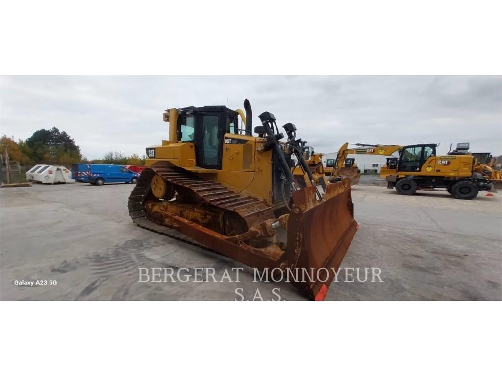 CAT D6T4F LGP Dozere Beltegående
