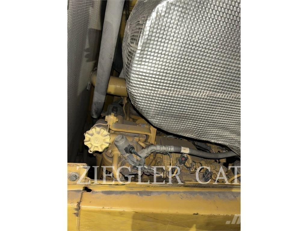 CAT D6T4FLGPA Dozere Beltegående