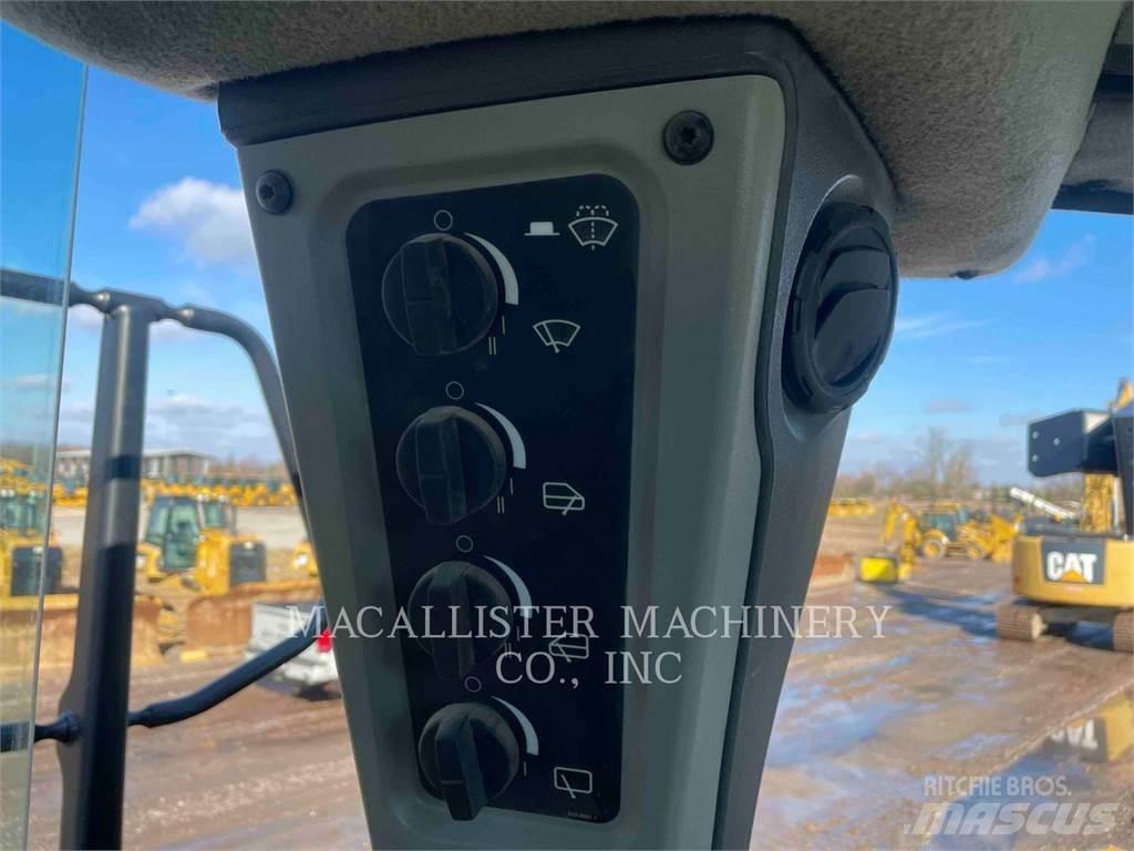 CAT D7 Dozere Beltegående