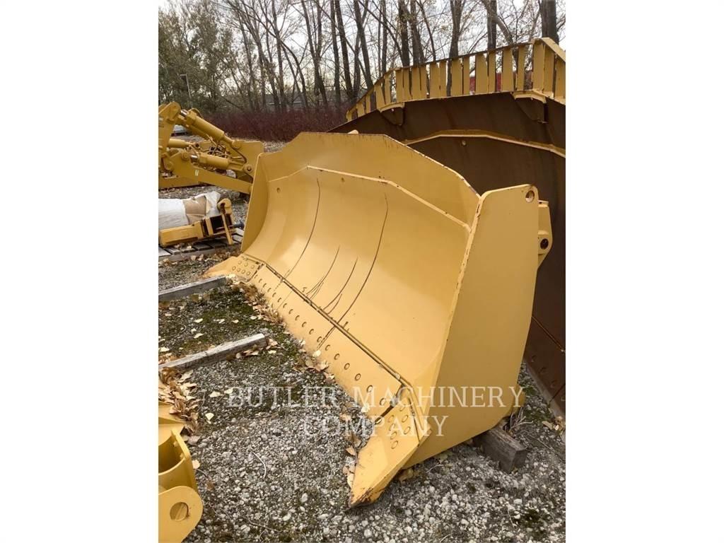 CAT D7E Kniver