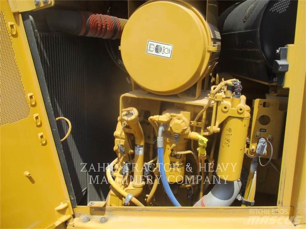 CAT D8T Dozere Beltegående