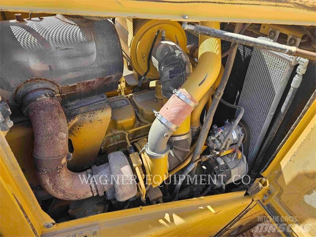 CAT D8T Dozere Beltegående
