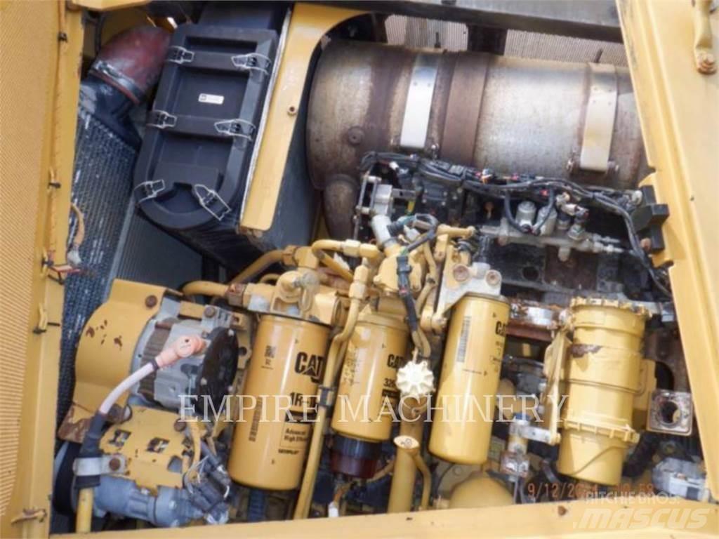 CAT D8T Dozere Beltegående