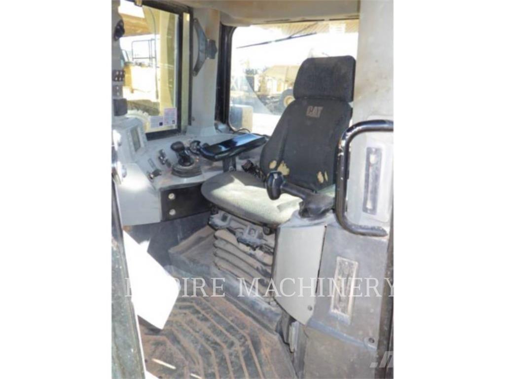 CAT D8T Dozere Beltegående