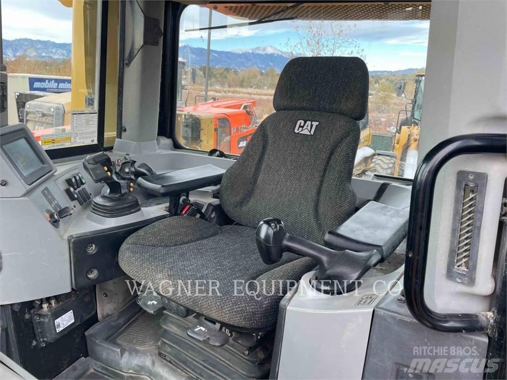 CAT D8T Dozere Beltegående