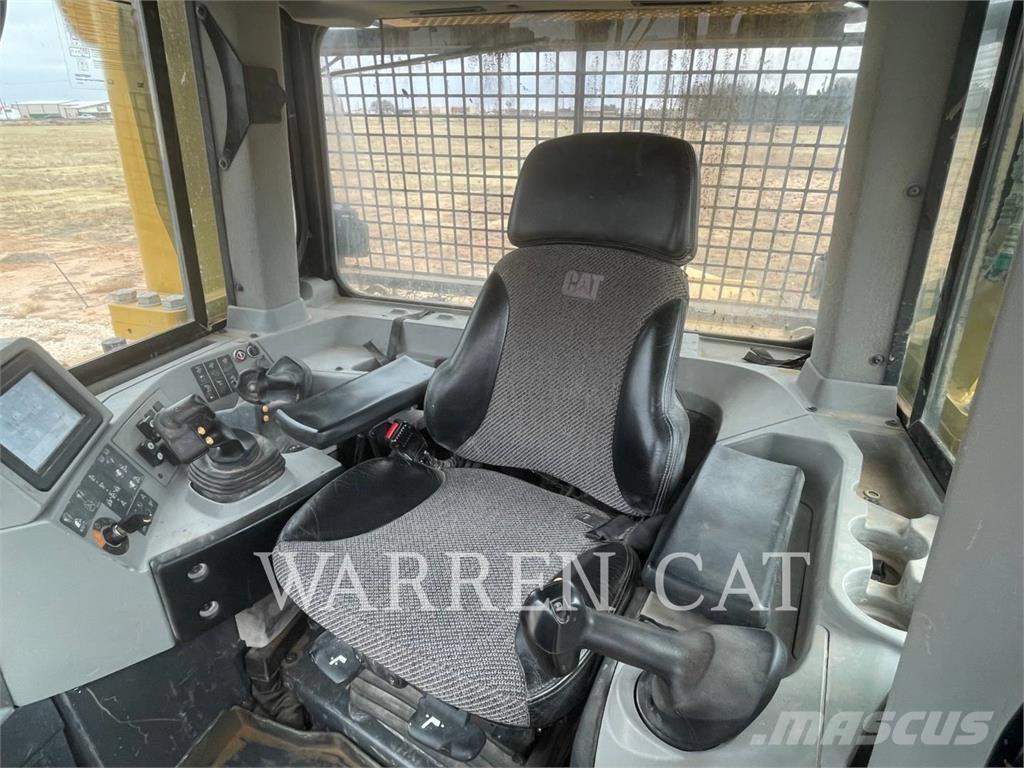 CAT D8T 4XLARO Dozere Beltegående