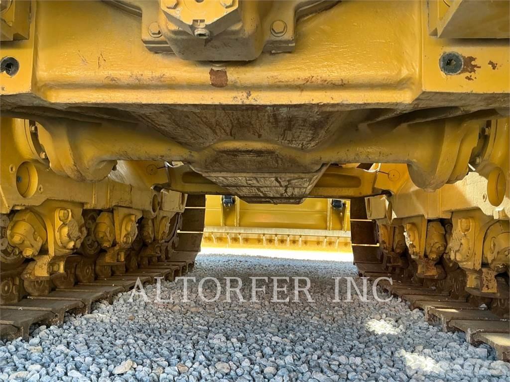 CAT D8T W Dozere Beltegående