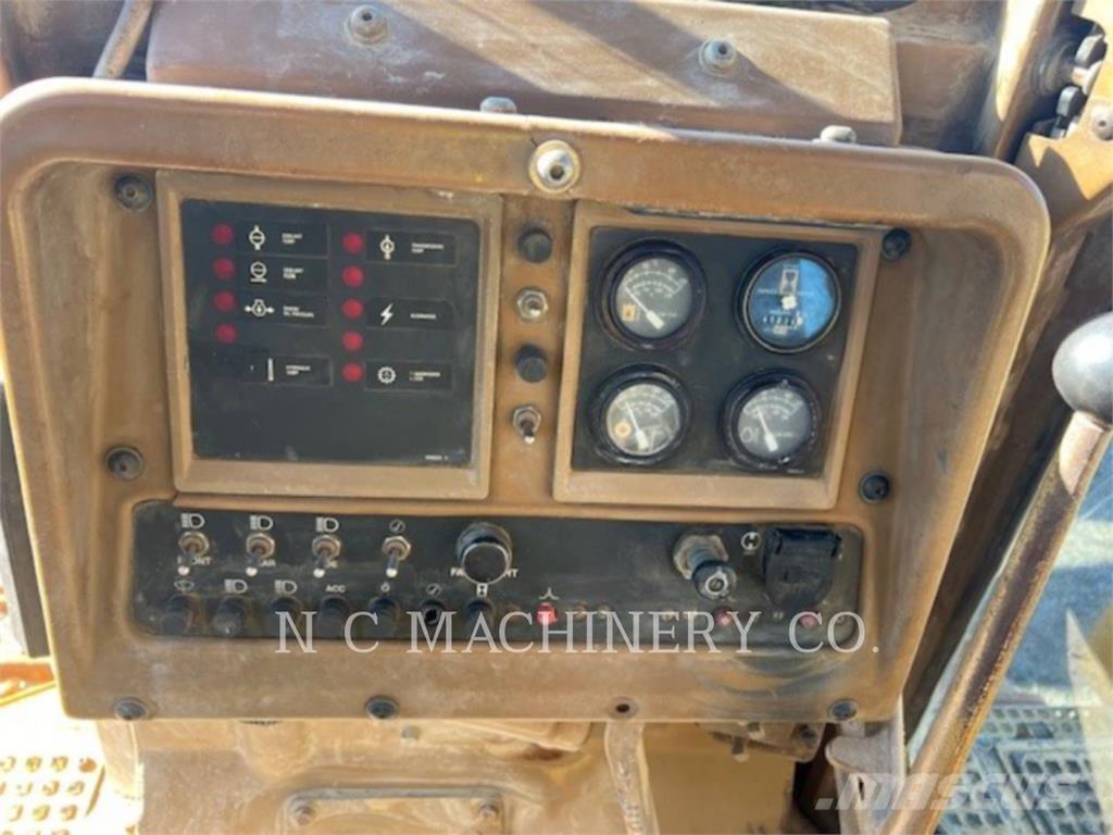 CAT D9N Dozere Beltegående