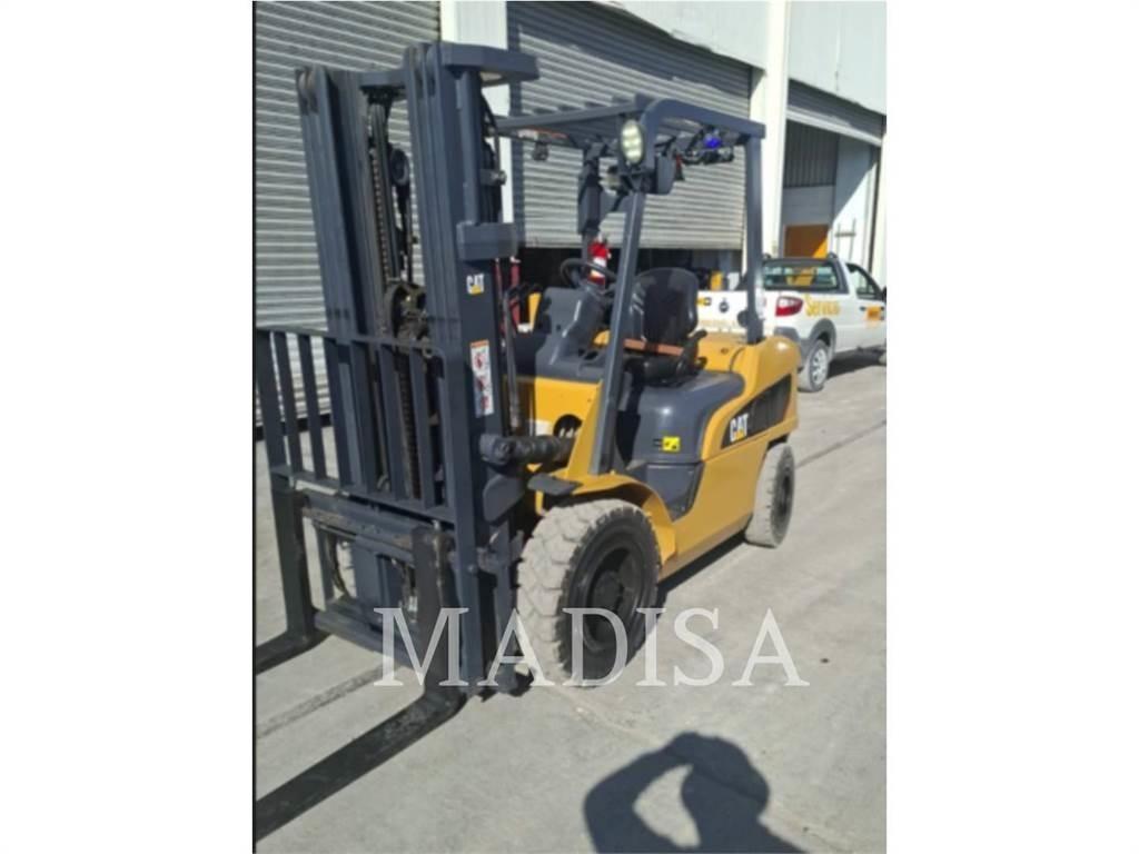 CAT DP30NM5-D Gaffeltrucker - Annet