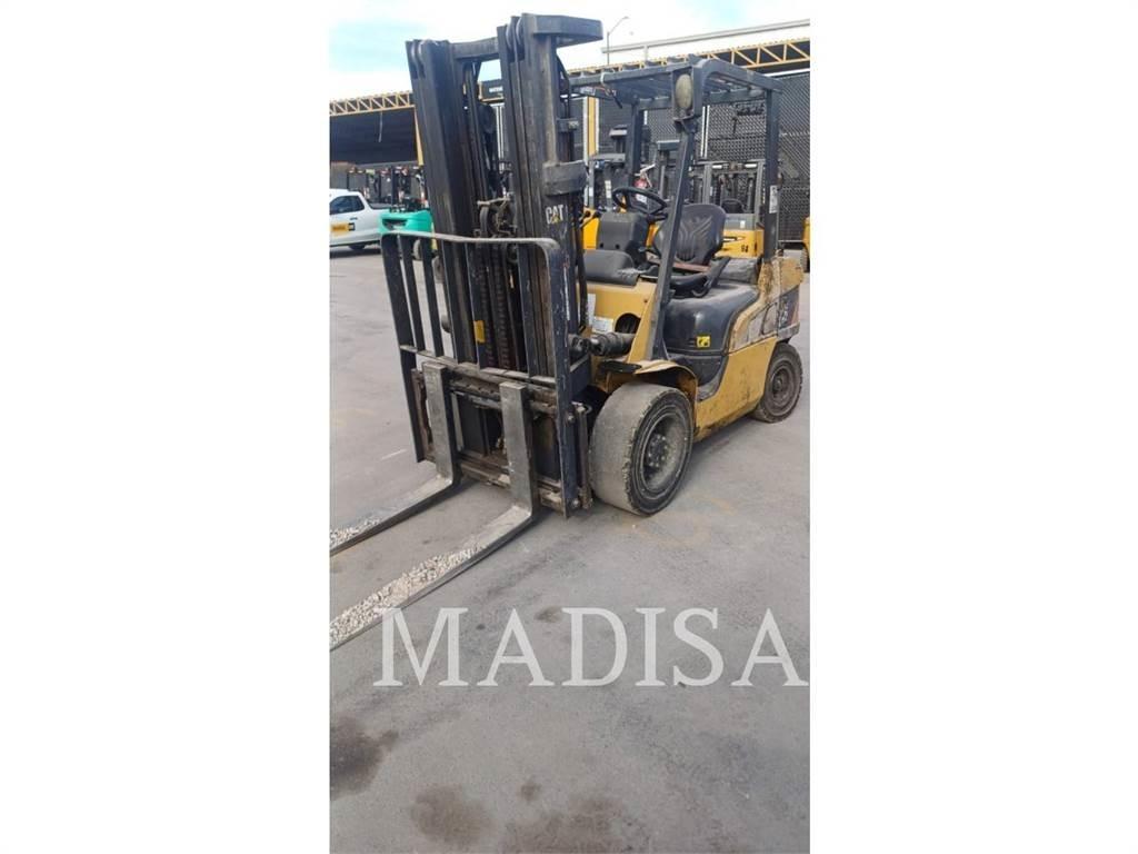 CAT DP30NM5-D Gaffeltrucker - Annet