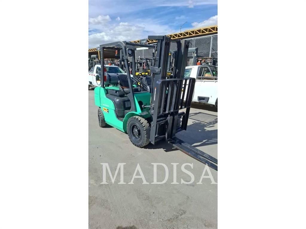 CAT FG25N5 Gaffeltrucker - Annet
