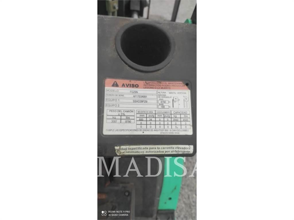 CAT FG25N5-GLE Gaffeltrucker - Annet