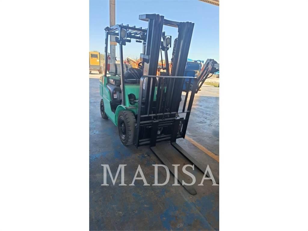 CAT FG25N5-LE Gaffeltrucker - Annet