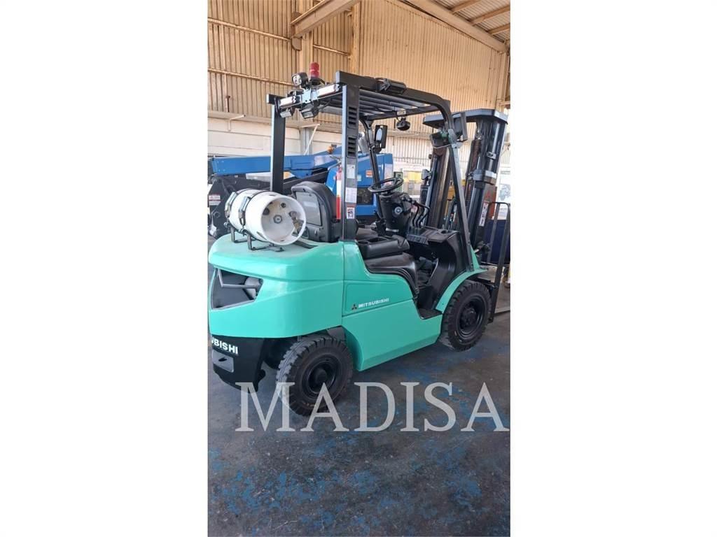 CAT FG25N5-LE Gaffeltrucker - Annet