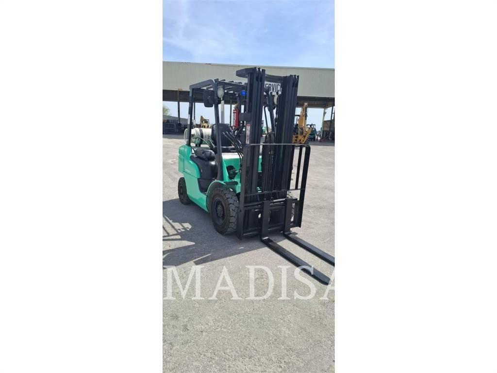 CAT FG25N5-LE Gaffeltrucker - Annet