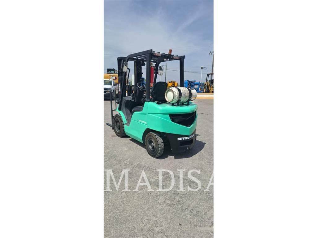 CAT FG25N5-LE Gaffeltrucker - Annet