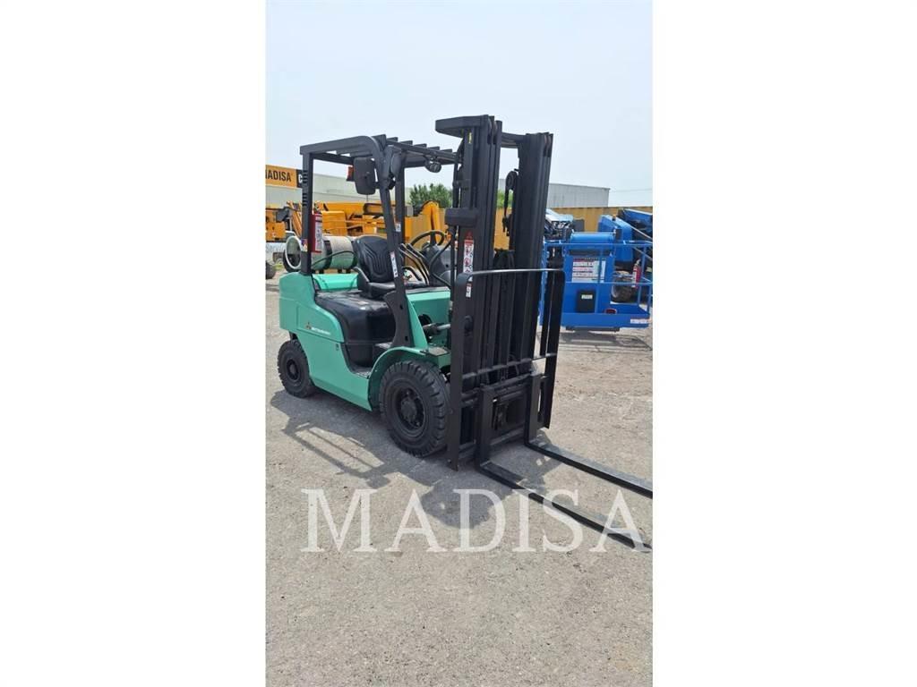 CAT FG25N5-LE Gaffeltrucker - Annet
