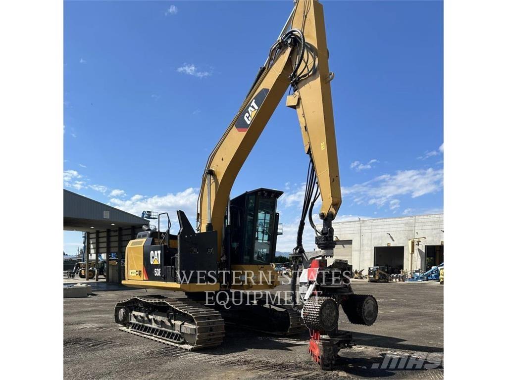 CAT FM538 Traktor med skogsutstyr