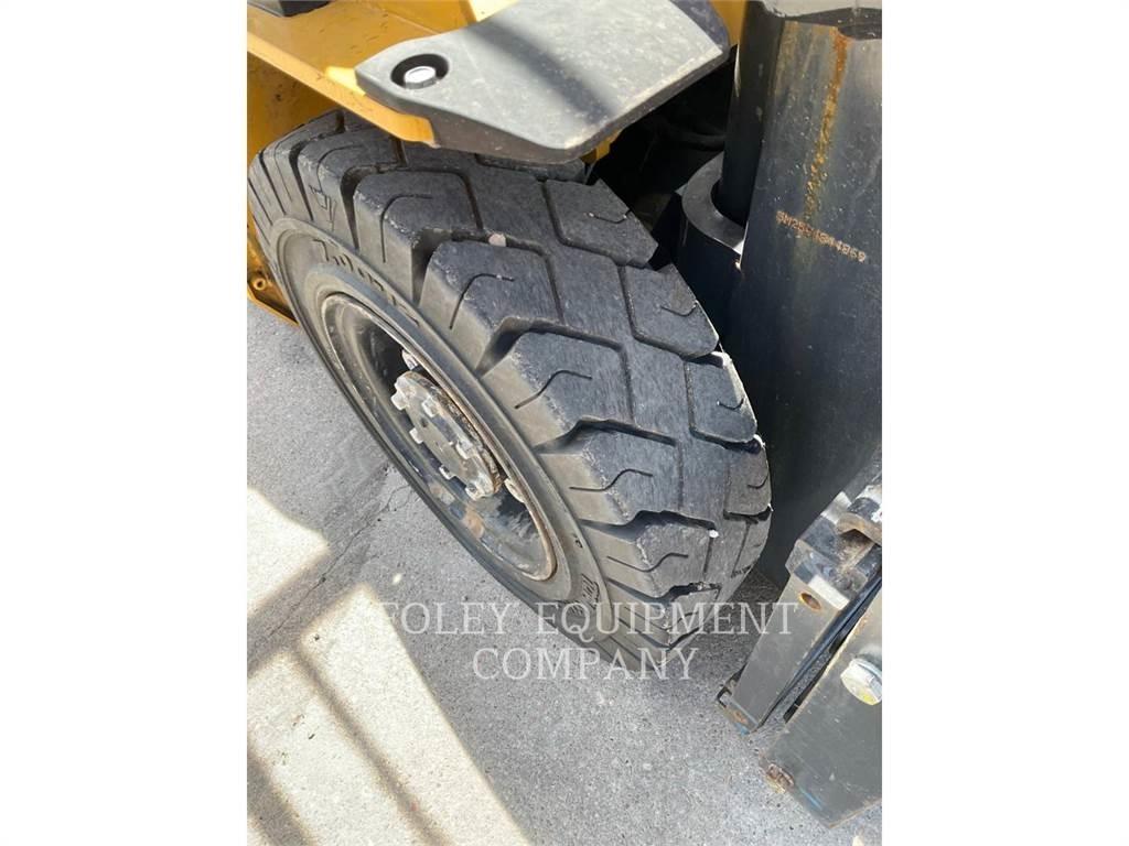 CAT GP25N Gravemaskiner for riving
