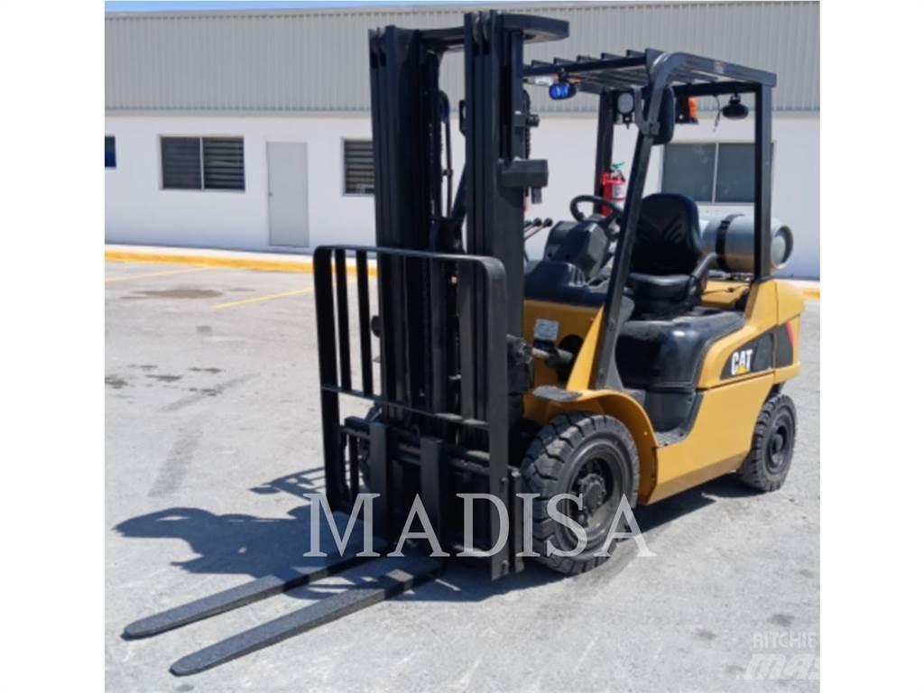 CAT GP25N5 Gaffeltrucker - Annet