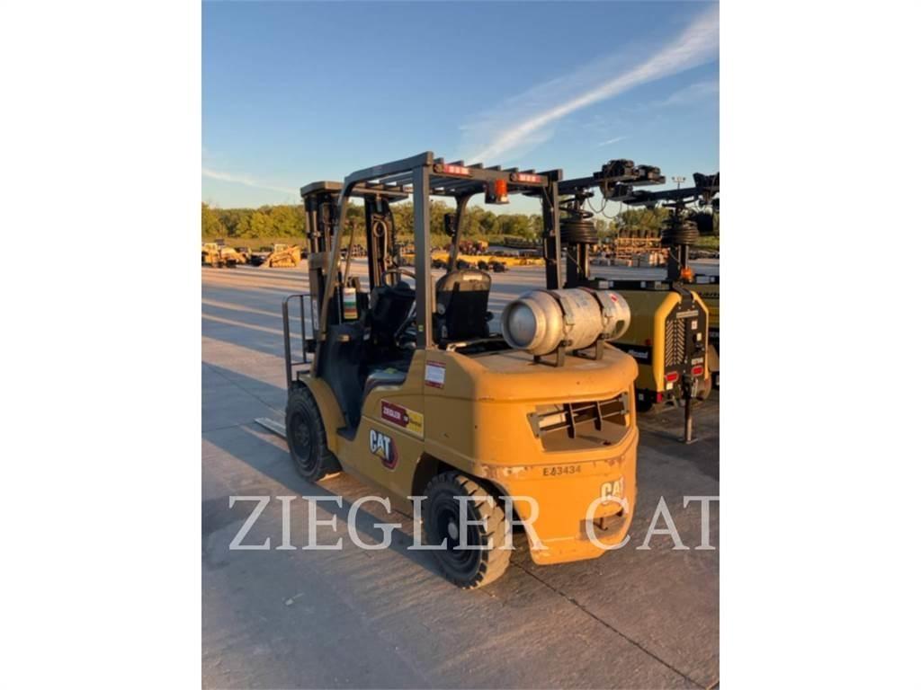 CAT GP30N5 Gaffeltrucker - Annet
