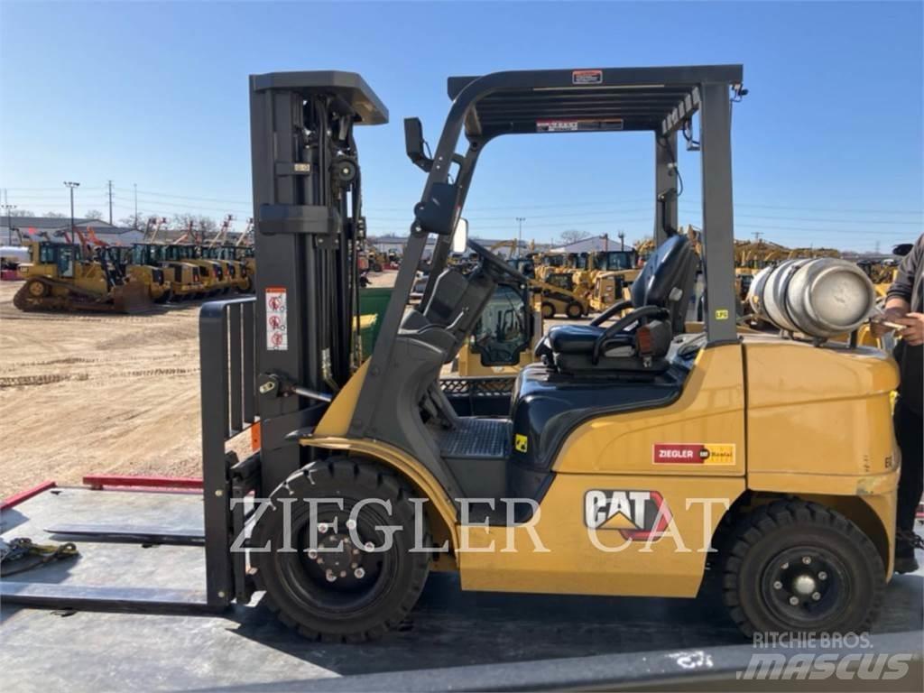 CAT GP30N5 Gaffeltrucker - Annet