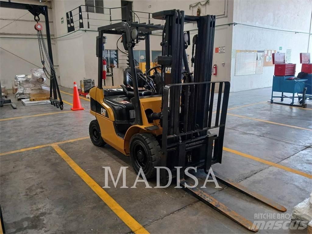 CAT LIFT TRUCKS DP25NM Gaffeltrucker - Annet