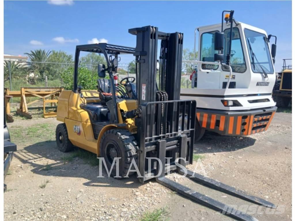CAT LIFT TRUCKS DP50CNM Diesel Trucker