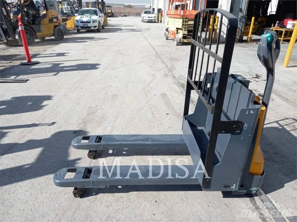CAT LIFT TRUCKS EJE120E Gaffeltrucker - Annet