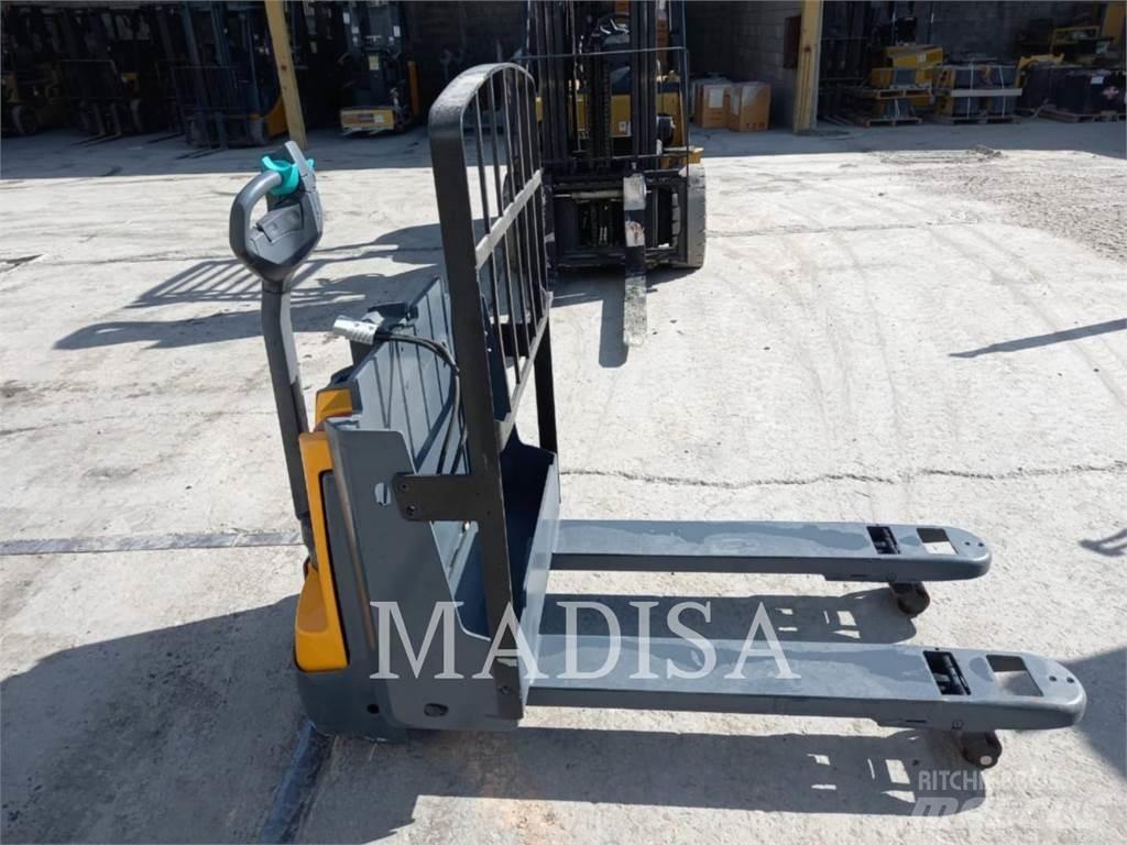 CAT LIFT TRUCKS EJE120E Gaffeltrucker - Annet