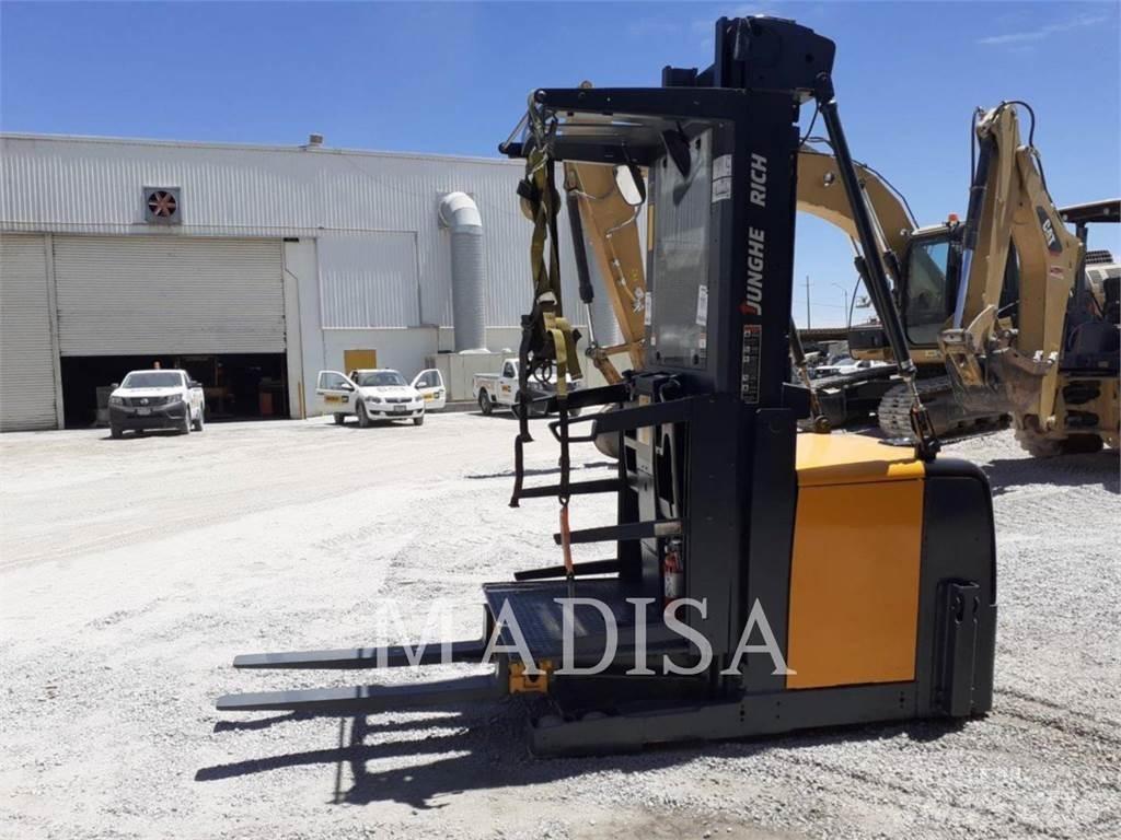 CAT LIFT TRUCKS EKS308 Gaffeltrucker - Annet