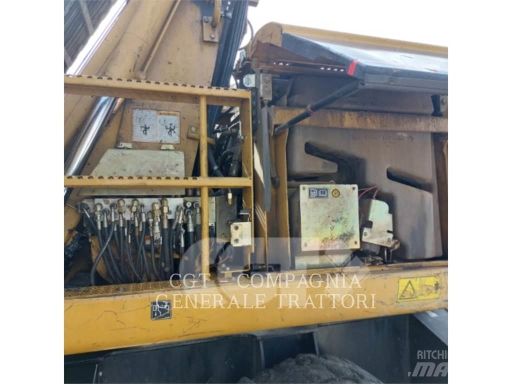 CAT M318C Hjulgravere