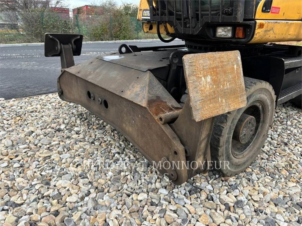 CAT M318C Hjulgravere