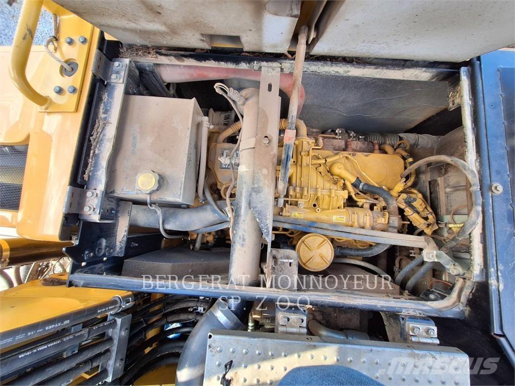 CAT M318F Hjulgravere