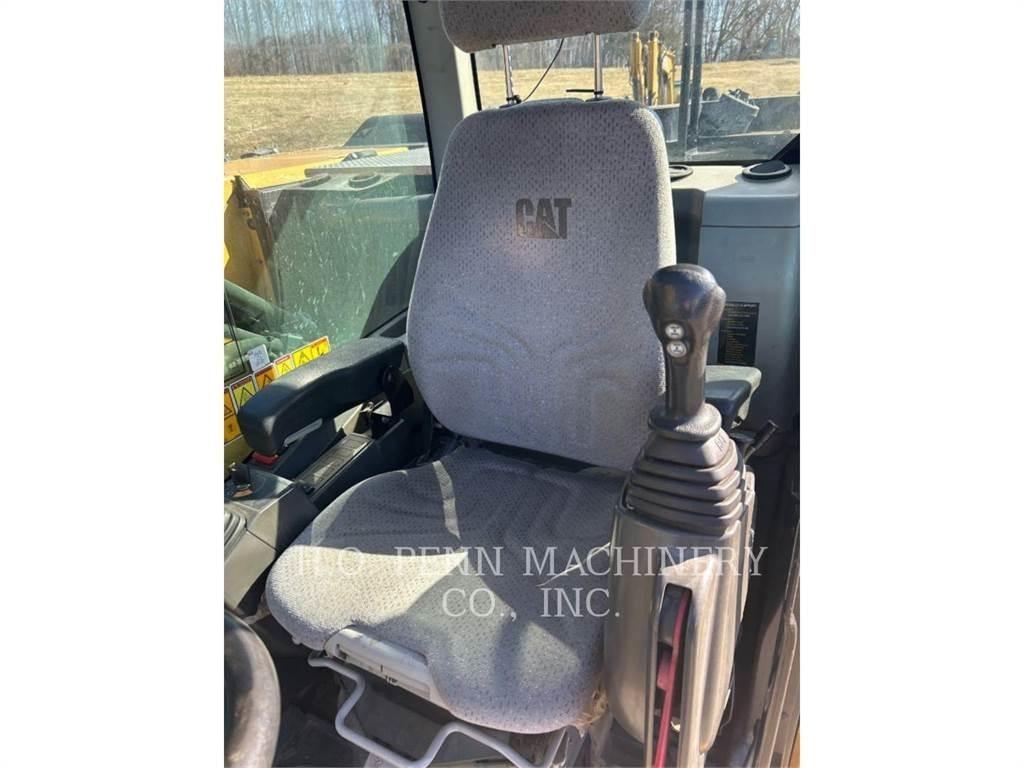 CAT M322F Hjulgravere
