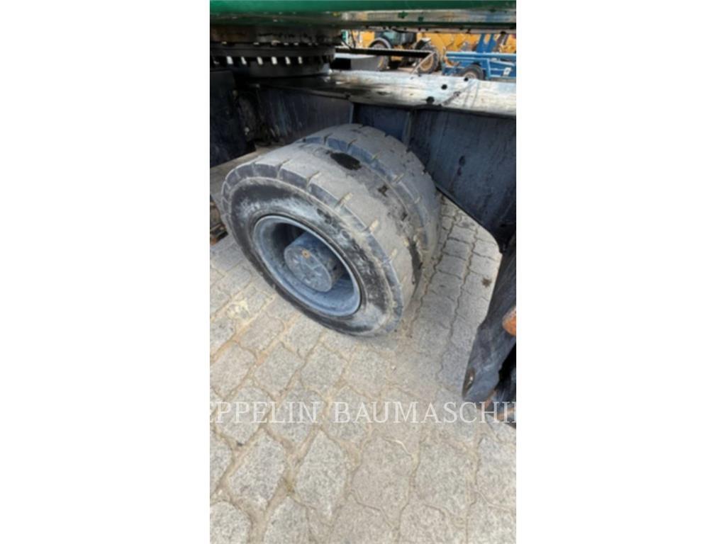 CAT MH3024-06C Gravemaskiner for riving