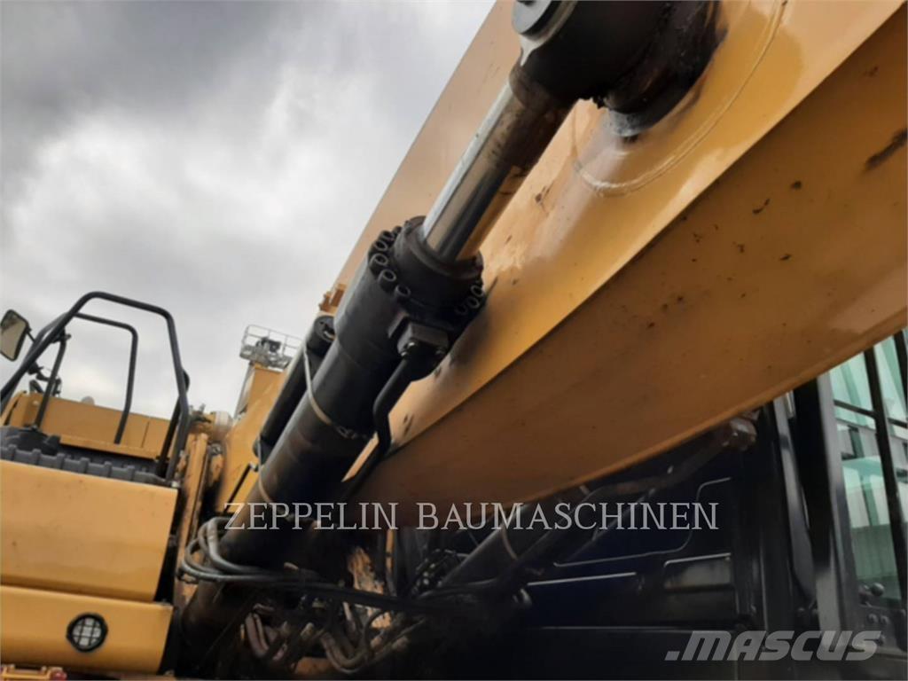 CAT MH3040-07A Gravemaskiner for riving