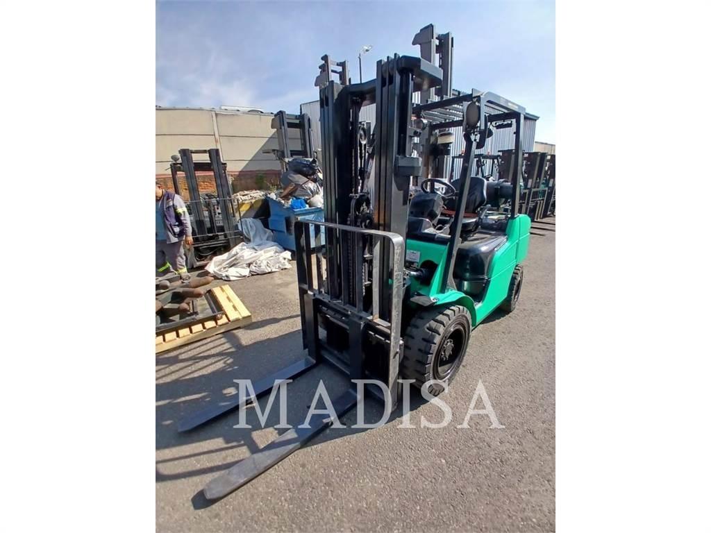 CAT MITSUBISHI FG30N-LP Gaffeltrucker - Annet