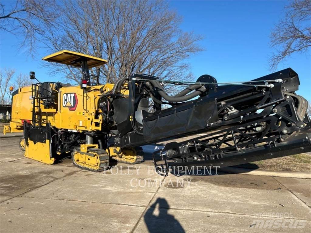 CAT PM822 Asfaltutleggere