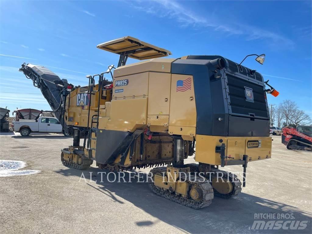 CAT PM825 Asfalt-kaldfresere