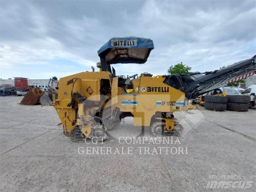 CAT SF102CR Asfalt-kaldfresere