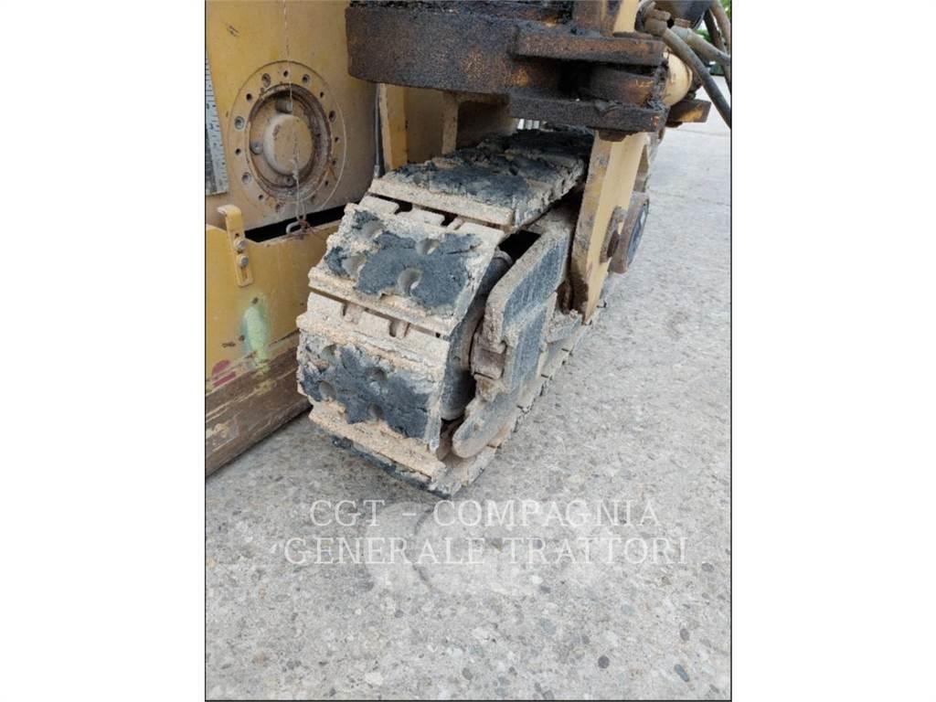 CAT SF102CR Asfalt-kaldfresere